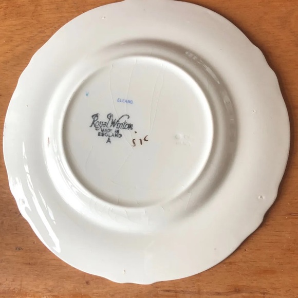 ROYAL WINTON ELEANOR CHINTZ DESSERT PLATE 6.5” D PINK PURPLE GOLD RIM ENGLAND - Picture 5 of 12